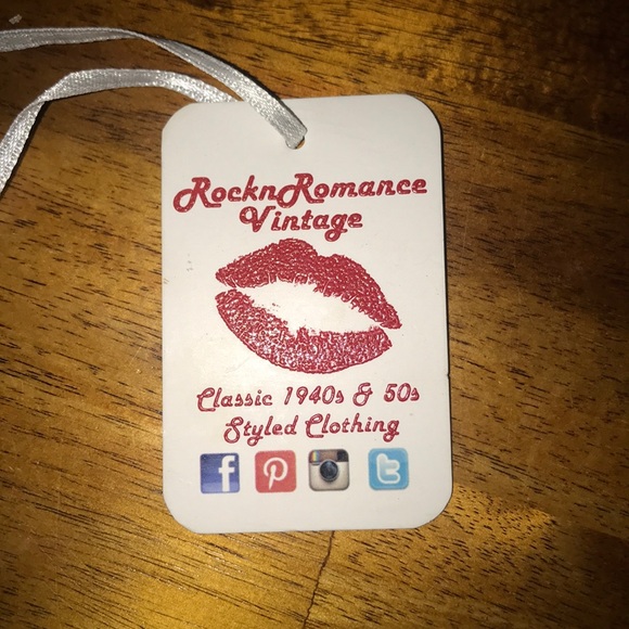 Rock n Romance Vintage Houndstooth Dress - Picture 3 of 4